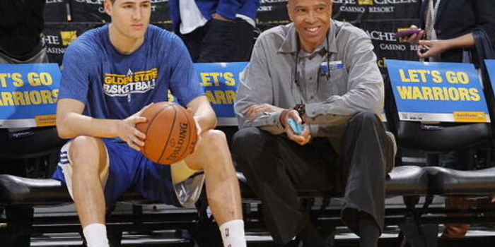 图片报：穆西亚拉今天进行了单独训练，可能下周参与球队合练（图片报称穆西亚拉今日单练，或下周参与全队合练）