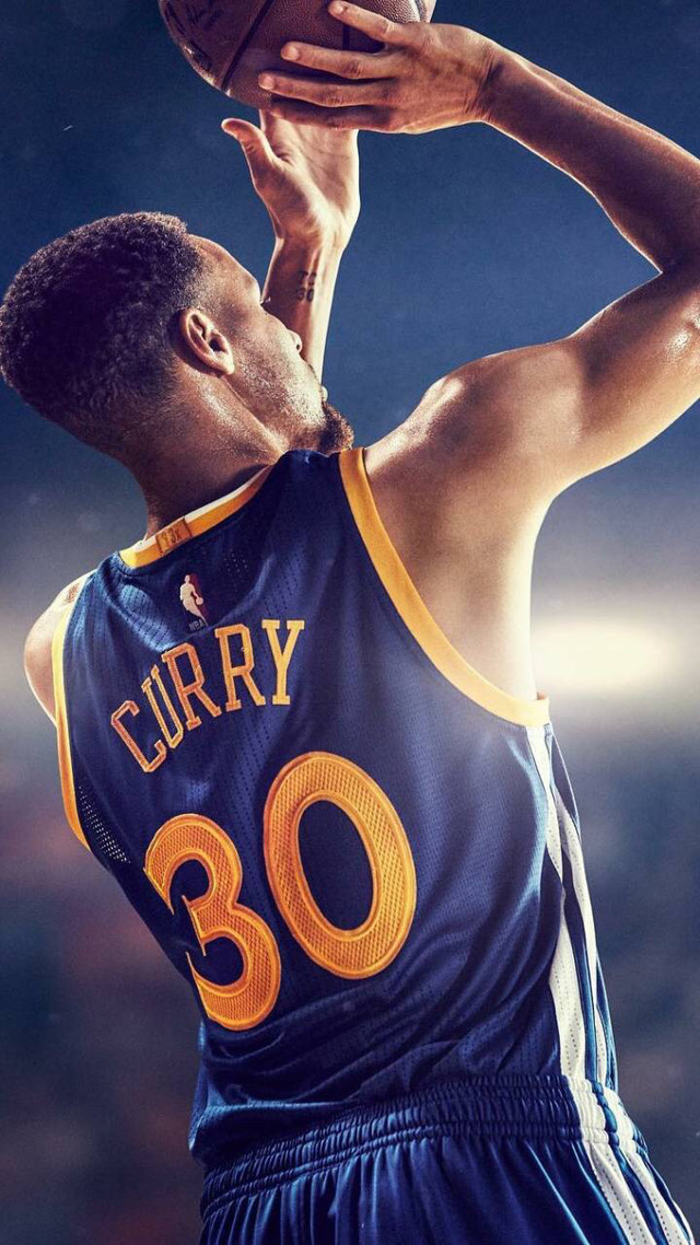 阿德里亚诺：感谢球迷还称我为皇帝；伊布是我合作过最强队友（阿德里亚诺致谢仍称其“皇帝”的球迷：伊布是我生涯最强队友）